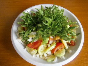Zeleninový salát s citronovým olejem
