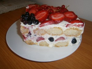 Nepečený ovocný dort